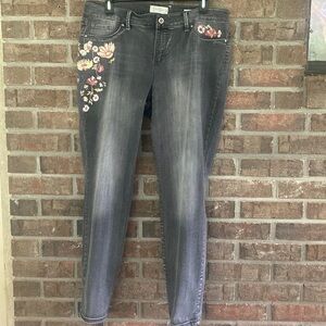 Jessica Simpson Kiss Me Super Skinny floral sequin jeans size
